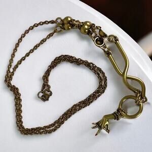 Gold Color Hand Pendant Necklace Women's Fashion‎ Jewelry Accessory Trendy Adult